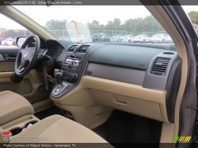 Urban Titanium Metallic / Ivory 2011 Honda CR-V SE