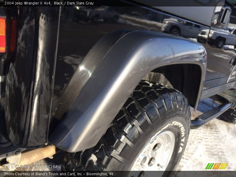 Black / Dark Slate Gray 2004 Jeep Wrangler X 4x4
