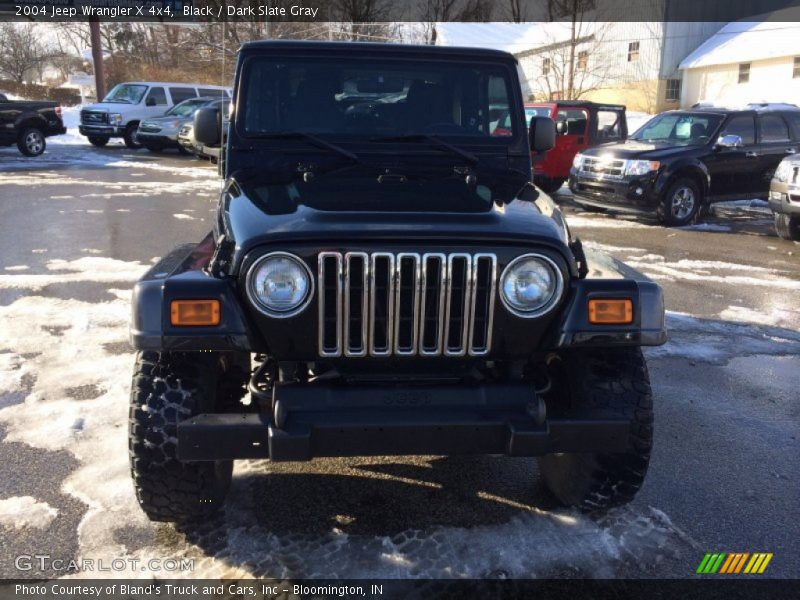 Black / Dark Slate Gray 2004 Jeep Wrangler X 4x4