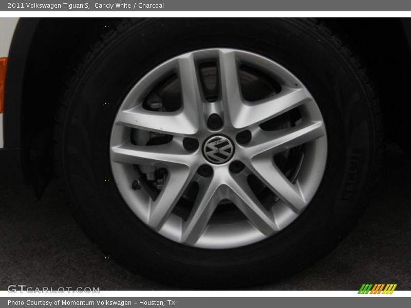 Candy White / Charcoal 2011 Volkswagen Tiguan S