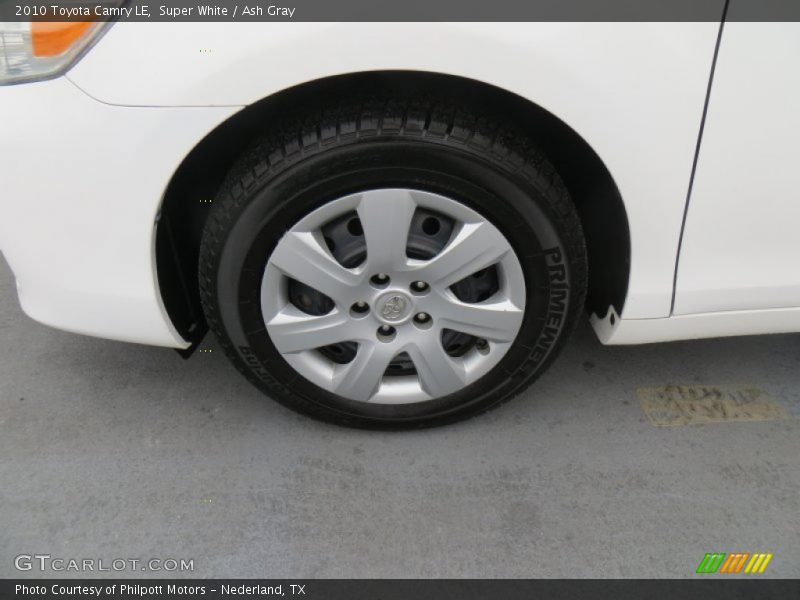 Super White / Ash Gray 2010 Toyota Camry LE