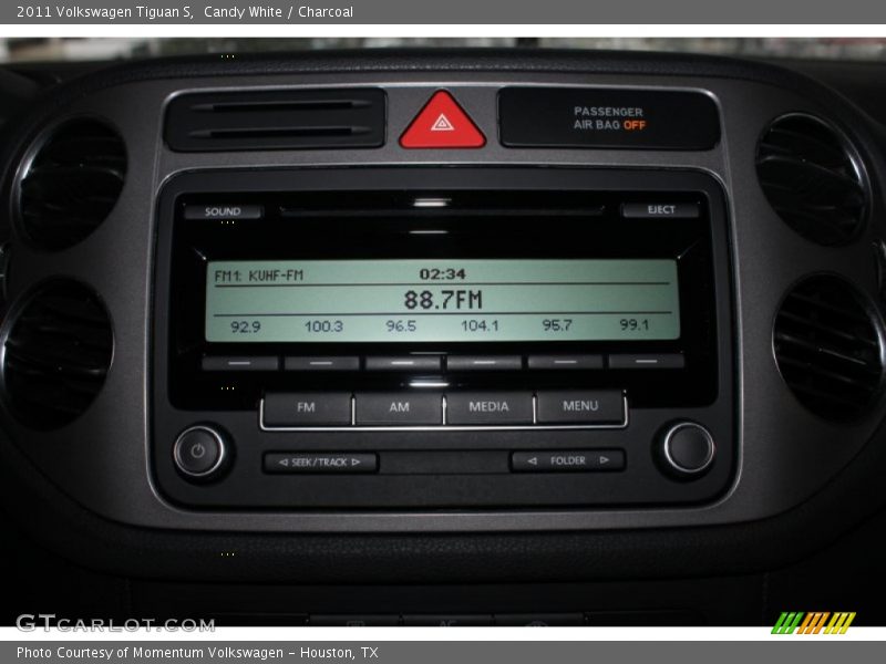 Candy White / Charcoal 2011 Volkswagen Tiguan S