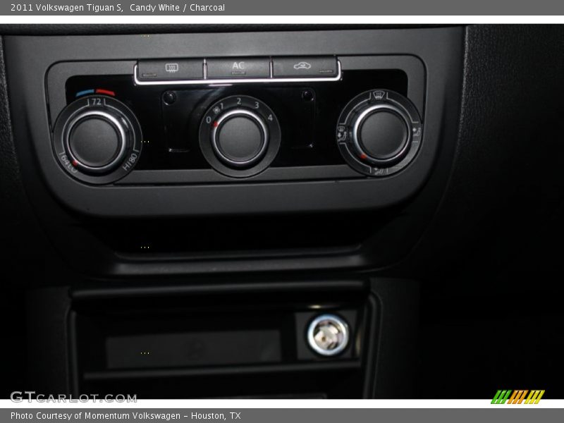 Candy White / Charcoal 2011 Volkswagen Tiguan S
