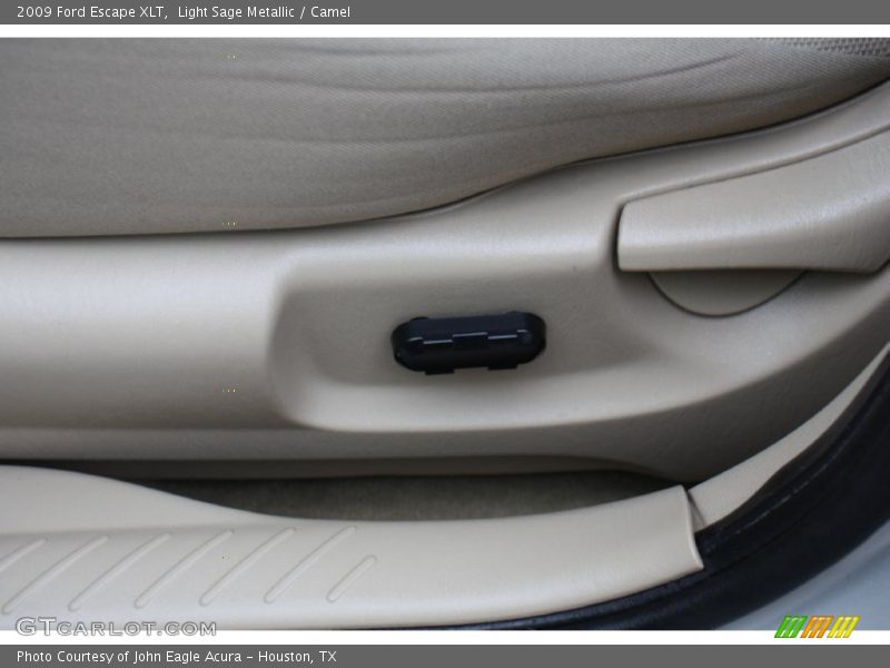 Light Sage Metallic / Camel 2009 Ford Escape XLT