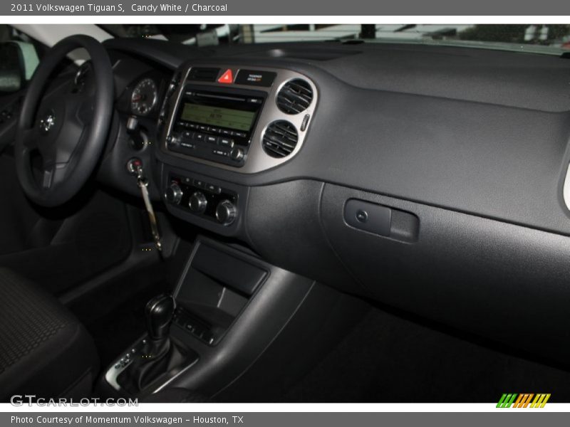 Candy White / Charcoal 2011 Volkswagen Tiguan S