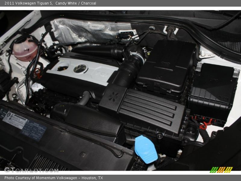Candy White / Charcoal 2011 Volkswagen Tiguan S