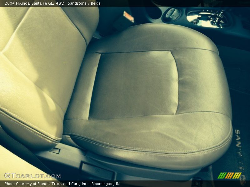 Sandstone / Beige 2004 Hyundai Santa Fe GLS 4WD