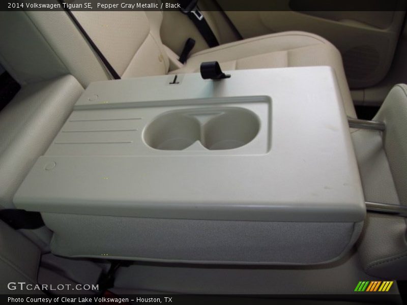 Pepper Gray Metallic / Black 2014 Volkswagen Tiguan SE