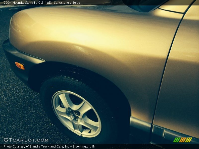 Sandstone / Beige 2004 Hyundai Santa Fe GLS 4WD