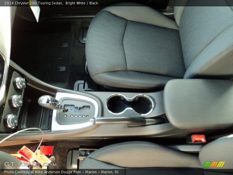 Bright White / Black 2014 Chrysler 200 Touring Sedan