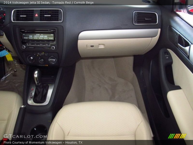 Tornado Red / Cornsilk Beige 2014 Volkswagen Jetta SE Sedan