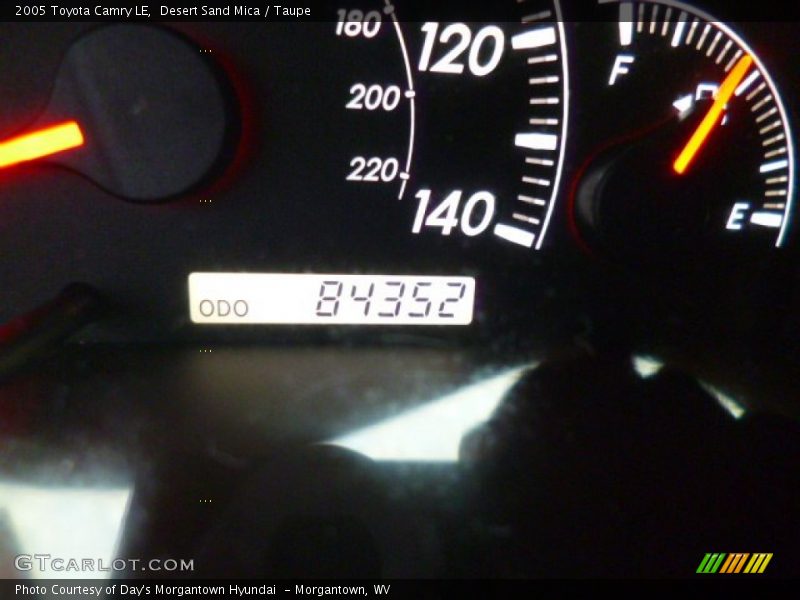 Desert Sand Mica / Taupe 2005 Toyota Camry LE