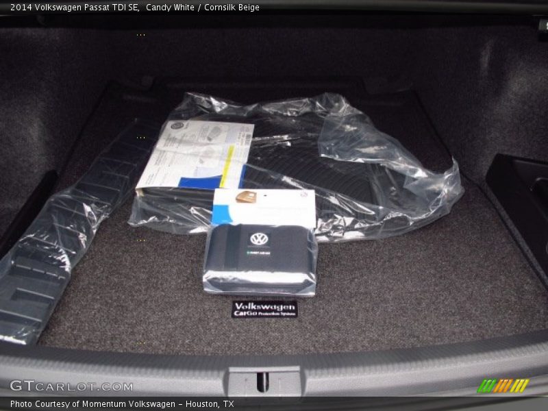 Candy White / Cornsilk Beige 2014 Volkswagen Passat TDI SE