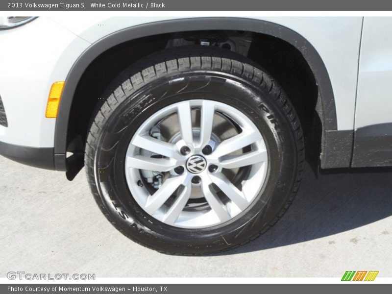 White Gold Metallic / Black 2013 Volkswagen Tiguan S