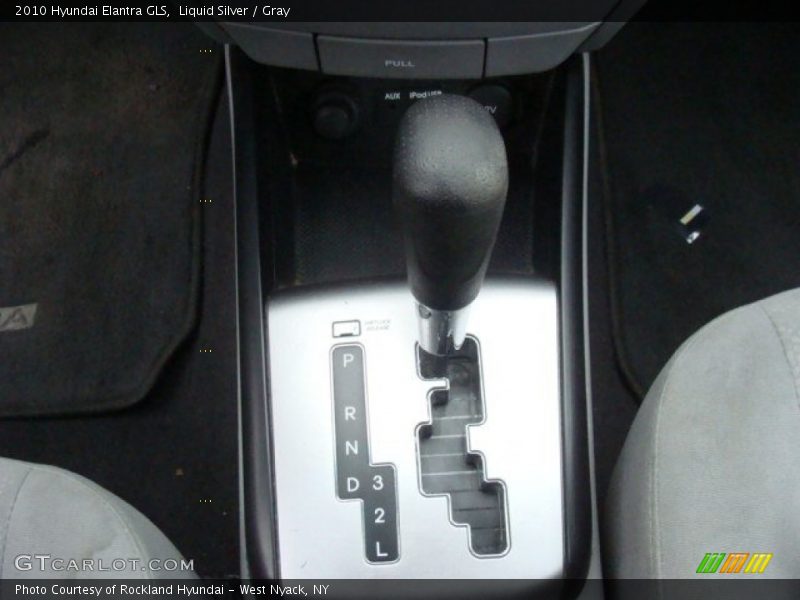 Liquid Silver / Gray 2010 Hyundai Elantra GLS