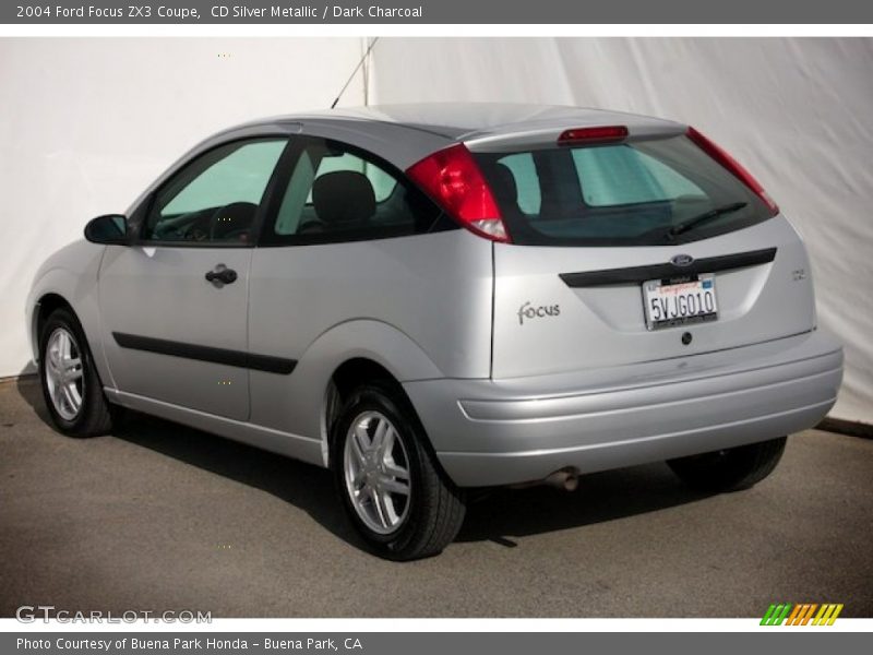 CD Silver Metallic / Dark Charcoal 2004 Ford Focus ZX3 Coupe