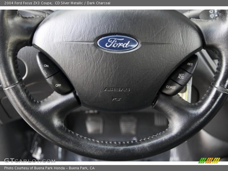 CD Silver Metallic / Dark Charcoal 2004 Ford Focus ZX3 Coupe