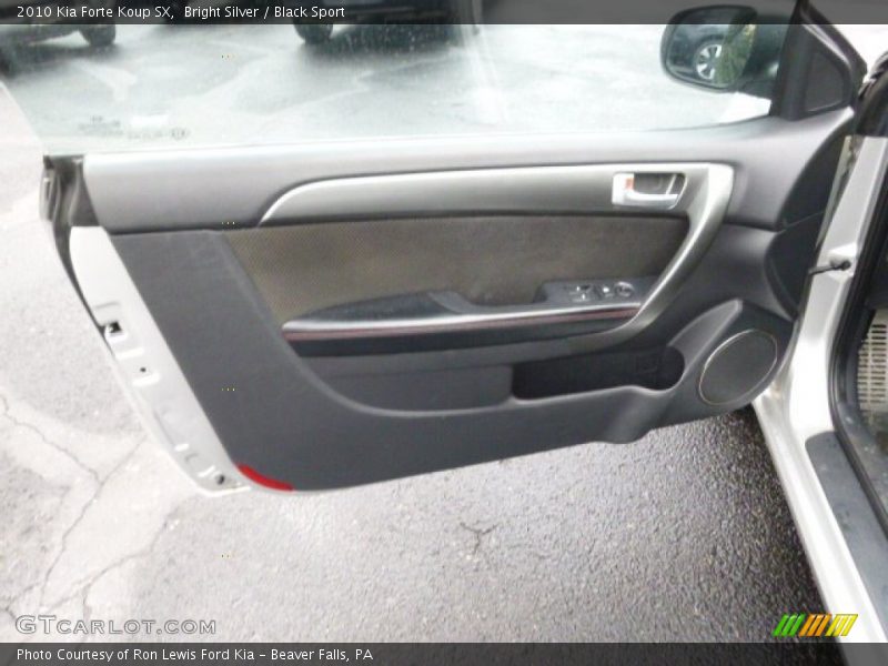 Bright Silver / Black Sport 2010 Kia Forte Koup SX