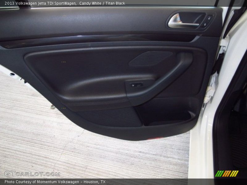 Candy White / Titan Black 2013 Volkswagen Jetta TDI SportWagen