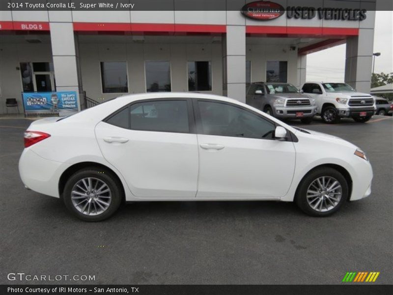 Super White / Ivory 2014 Toyota Corolla LE