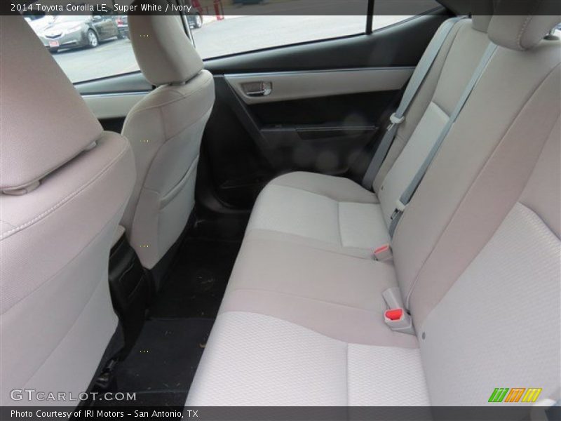 Super White / Ivory 2014 Toyota Corolla LE