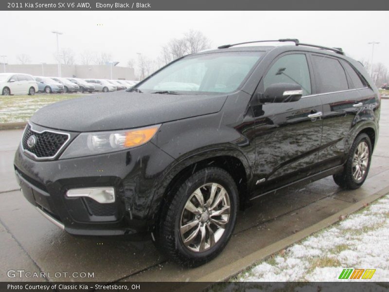 Front 3/4 View of 2011 Sorento SX V6 AWD