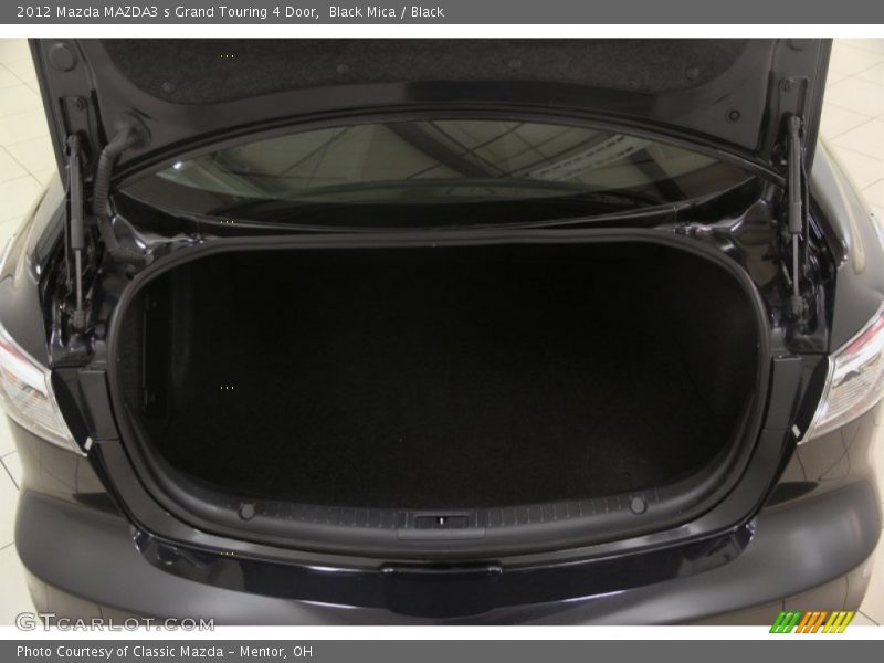  2012 MAZDA3 s Grand Touring 4 Door Trunk