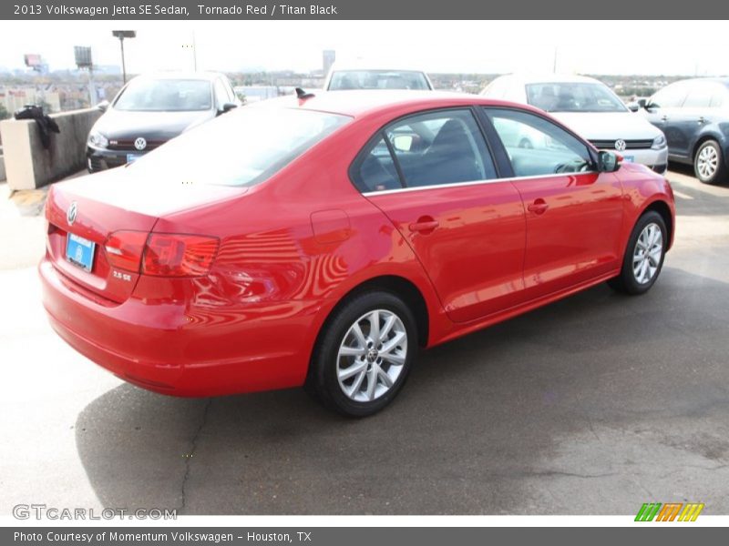 Tornado Red / Titan Black 2013 Volkswagen Jetta SE Sedan