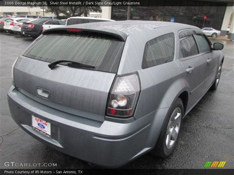 Silver Steel Metallic / Dark Slate Gray/Light Graystone 2006 Dodge Magnum SE