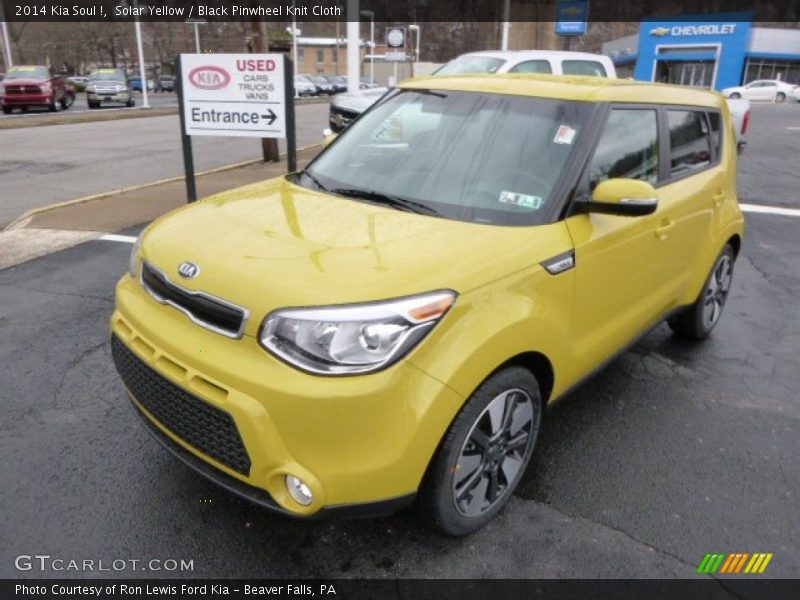 Solar Yellow / Black Pinwheel Knit Cloth 2014 Kia Soul !