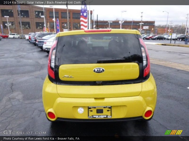 Solar Yellow / Black Pinwheel Knit Cloth 2014 Kia Soul !