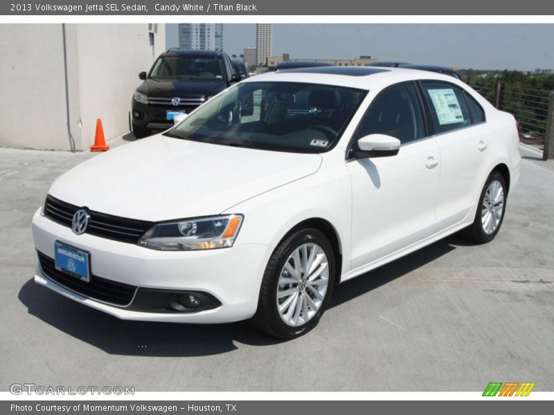 Candy White / Titan Black 2013 Volkswagen Jetta SEL Sedan