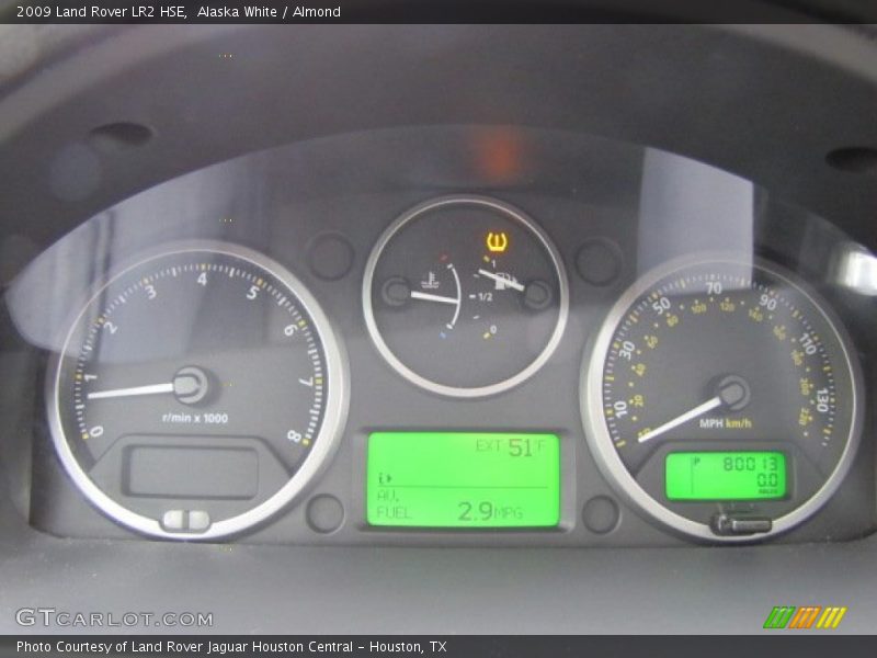 Alaska White / Almond 2009 Land Rover LR2 HSE