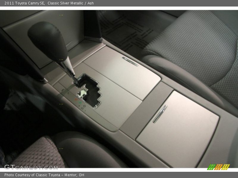 Classic Silver Metallic / Ash 2011 Toyota Camry SE