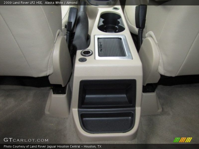 Alaska White / Almond 2009 Land Rover LR2 HSE