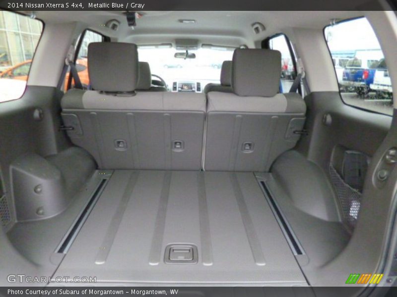  2014 Xterra S 4x4 Trunk