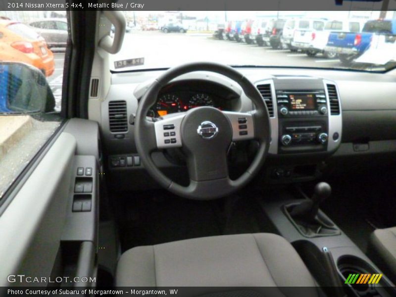 Dashboard of 2014 Xterra S 4x4