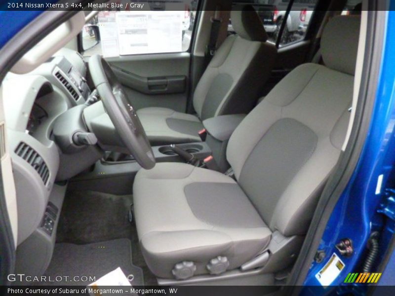 Front Seat of 2014 Xterra S 4x4