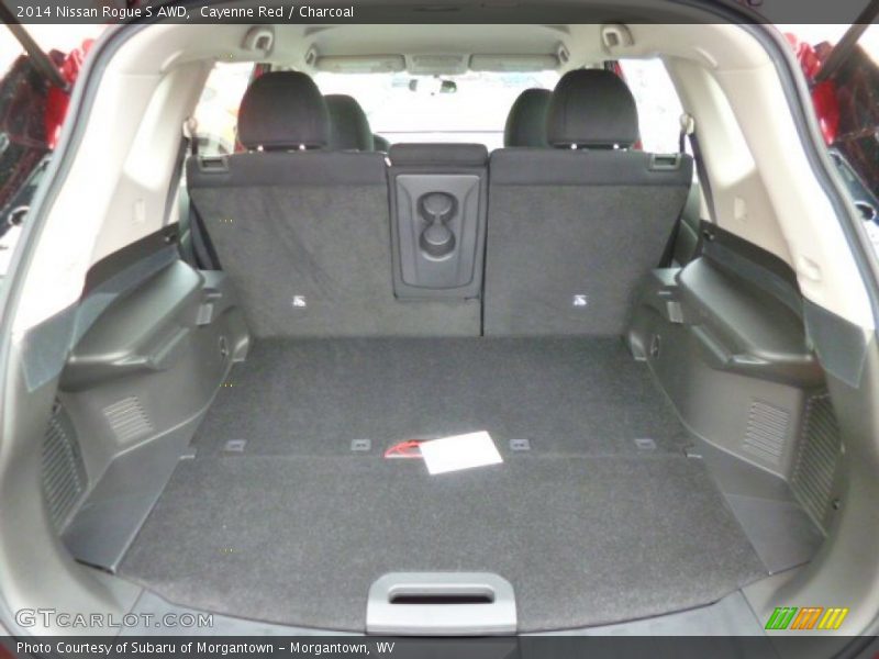  2014 Rogue S AWD Trunk