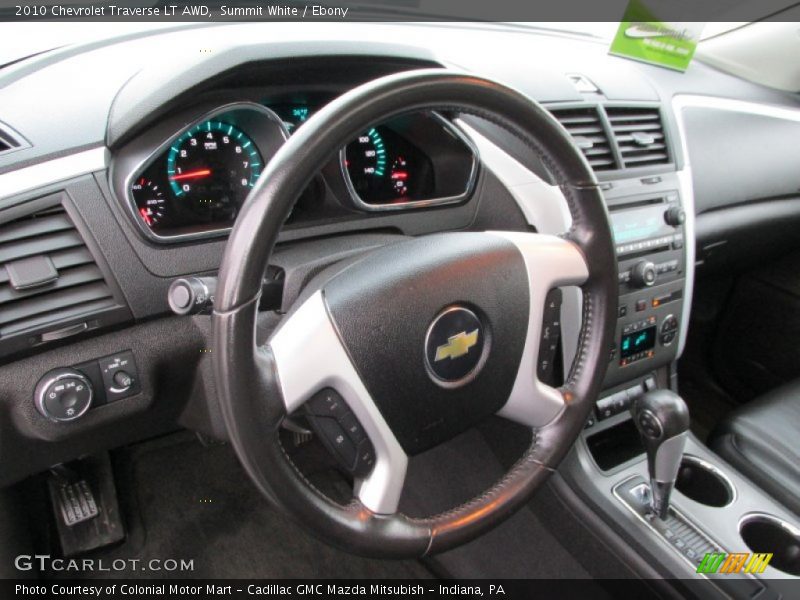Summit White / Ebony 2010 Chevrolet Traverse LT AWD