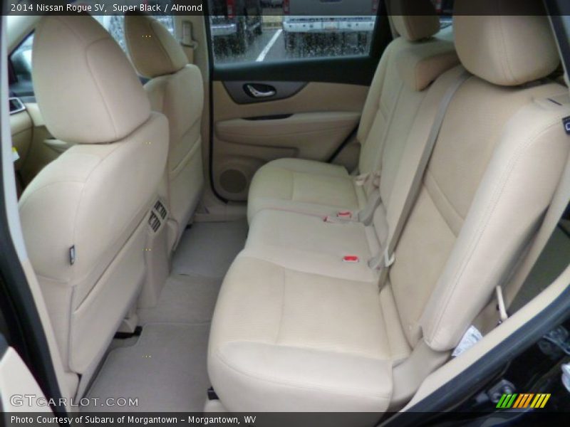 Rear Seat of 2014 Rogue SV