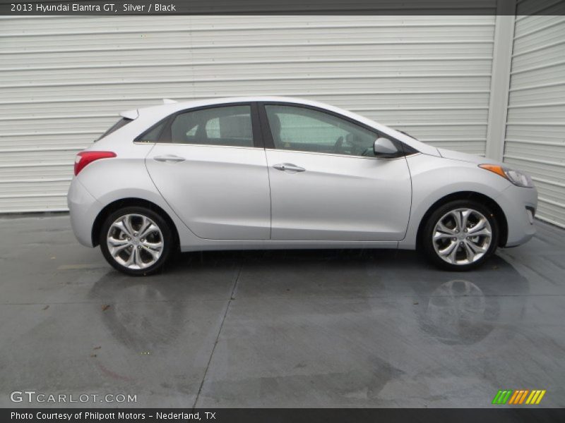 Silver / Black 2013 Hyundai Elantra GT