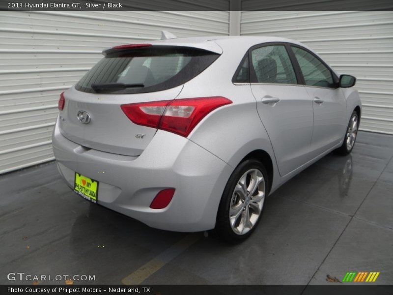 Silver / Black 2013 Hyundai Elantra GT