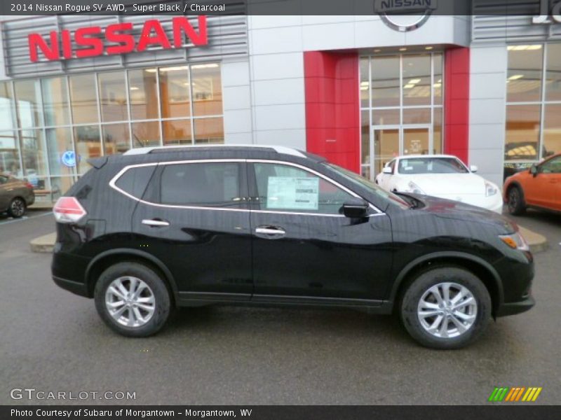 Super Black / Charcoal 2014 Nissan Rogue SV AWD