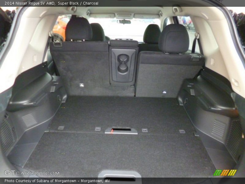  2014 Rogue SV AWD Trunk