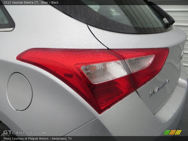 Silver / Black 2013 Hyundai Elantra GT