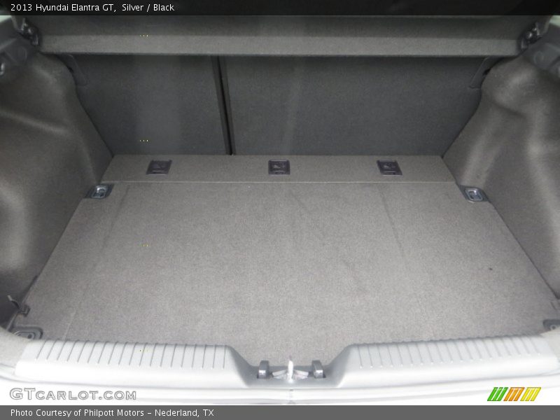 Silver / Black 2013 Hyundai Elantra GT