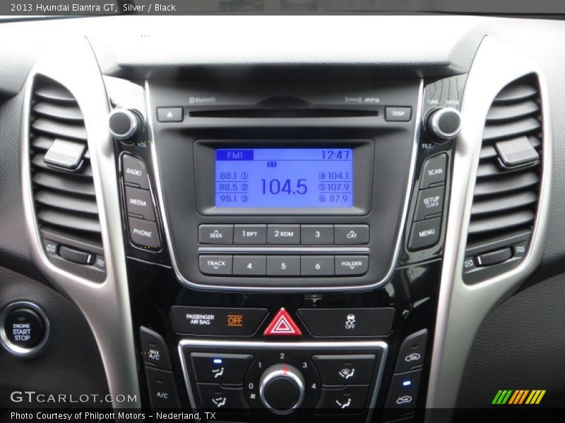Silver / Black 2013 Hyundai Elantra GT