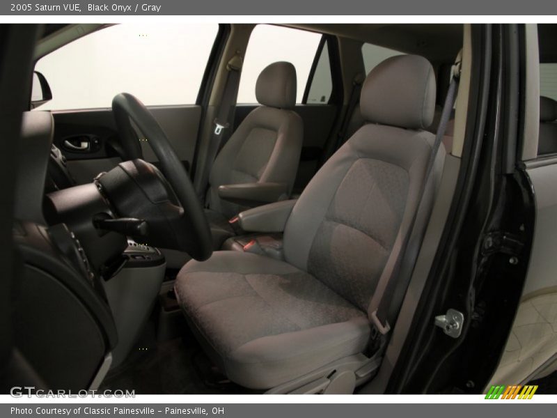Black Onyx / Gray 2005 Saturn VUE