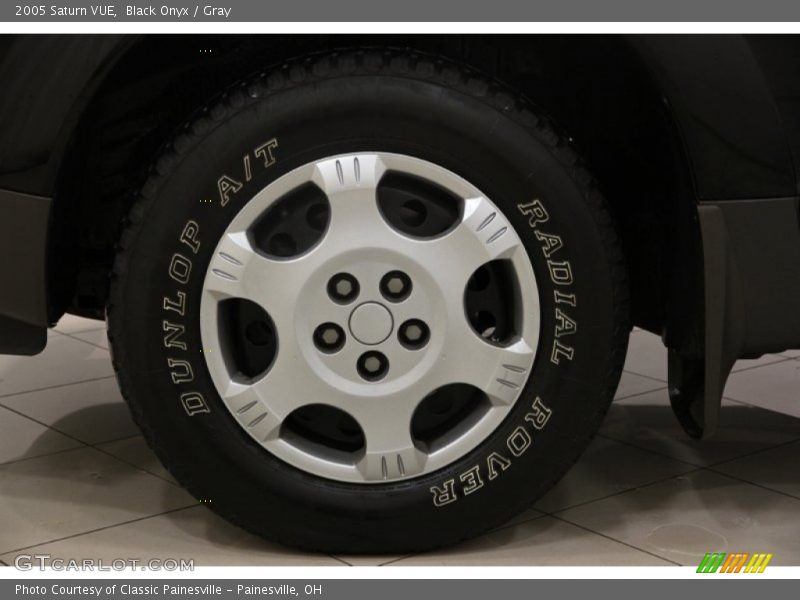 Black Onyx / Gray 2005 Saturn VUE